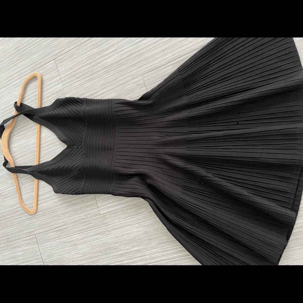 BCBGMaxAzria cocktail dress black ribbed mini full skirt, straps, Sz S, Elegant! - Picture 3 of 16